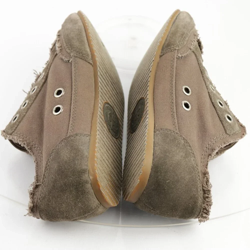 VTG Lucky Brand Womens Sneaker Size 7 Tan Suede Laceless Slip On Frayed Shoes 90